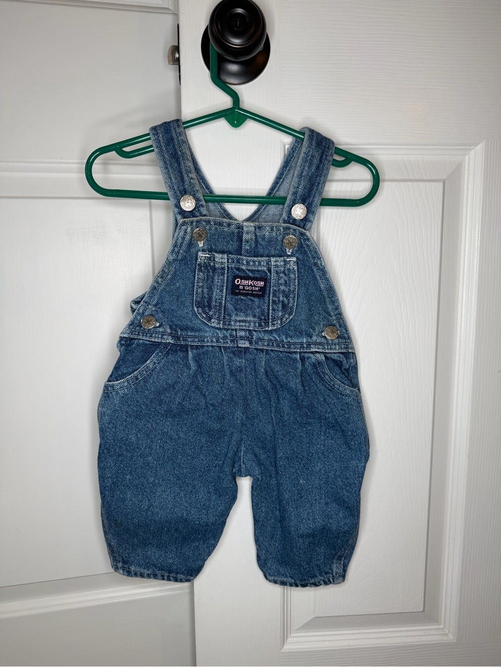 Vintage OshKosh B'Gosh Blue Denim Overalls Pants Baby Girl Sz 3-6 / 6-9 Months.